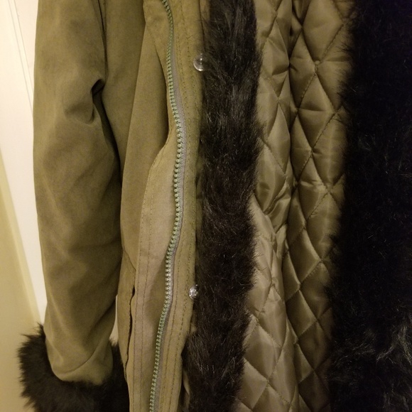 Coat - Picture 3 of 6